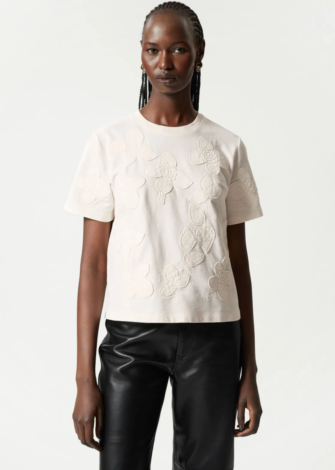 Floral-Appliqué T-Shirt