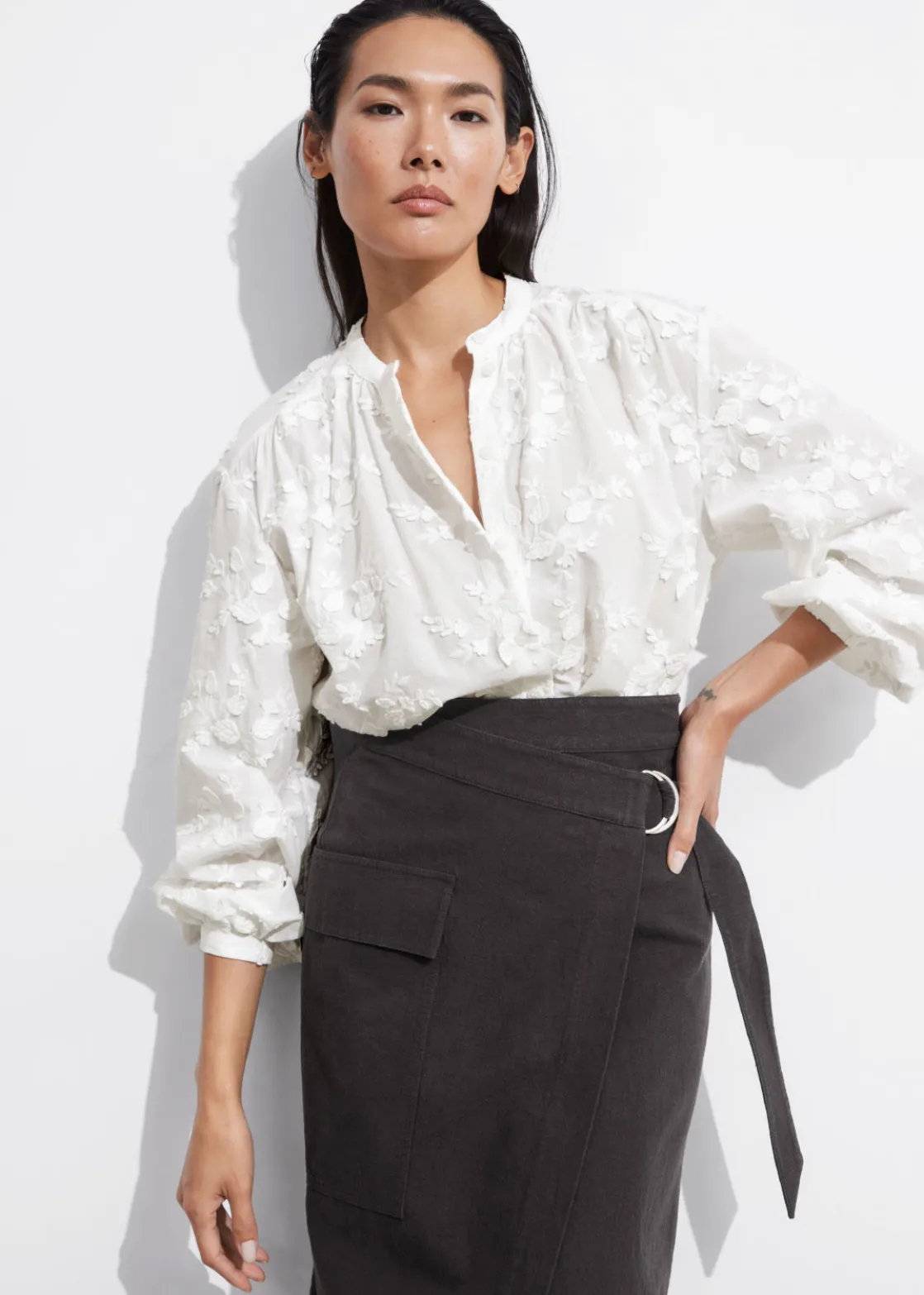 Voluminous Floral-Appliqué Blouse